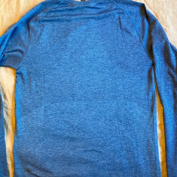 Lululemon Metal Vent Tech 2.0 Long Sleeve, Mens Size S, Blue, EUC - Picture 4 of 9
